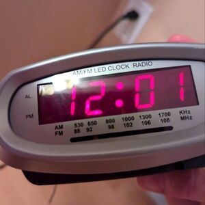 Curtis digital alarm clock